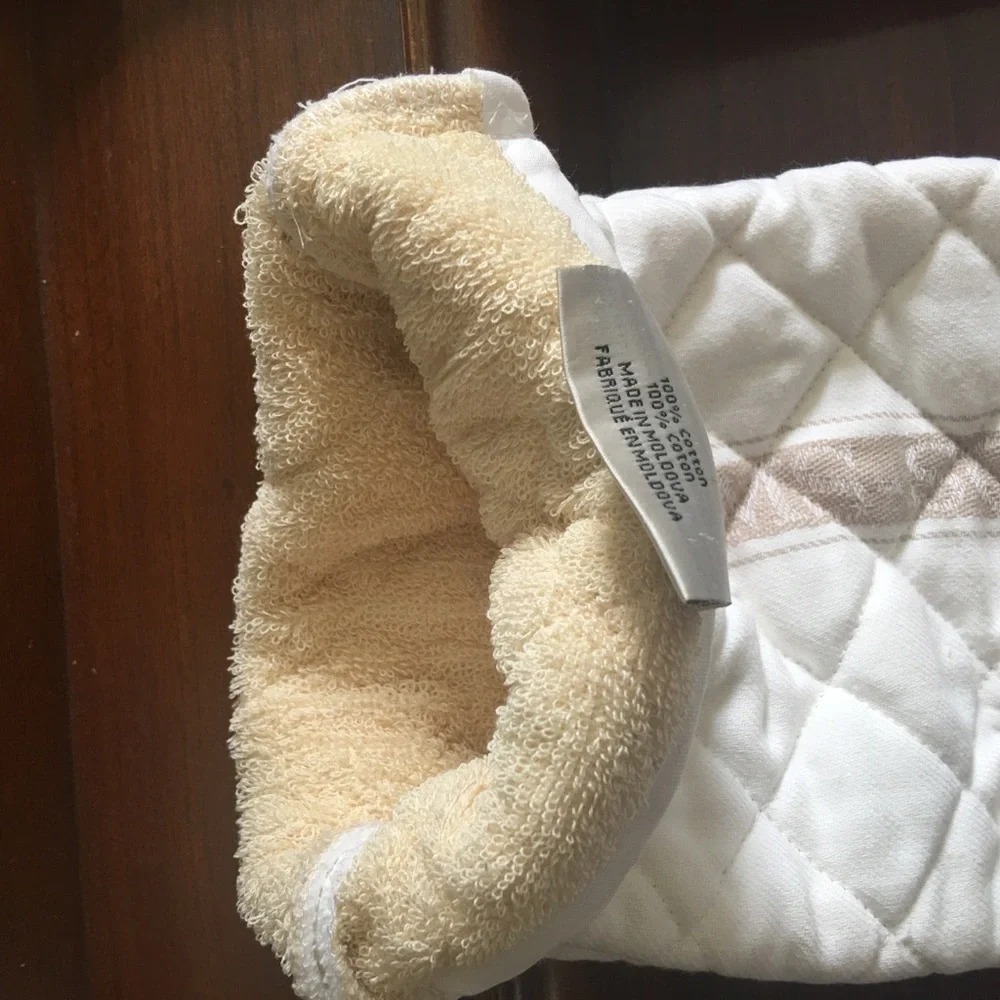 William Sonoma Oven Mitt New